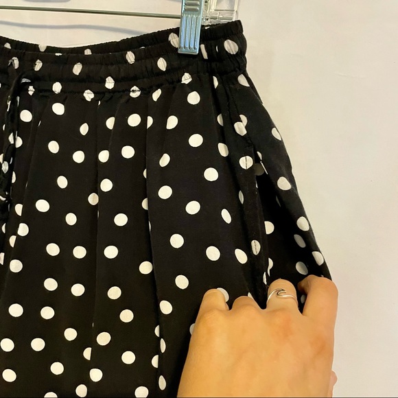The Limited | Black & White Polka Dot Shorts - Picture 7 of 7